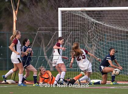 Thumbnail 3 in Sacred Heart Prep vs. Menlo School photogallery.