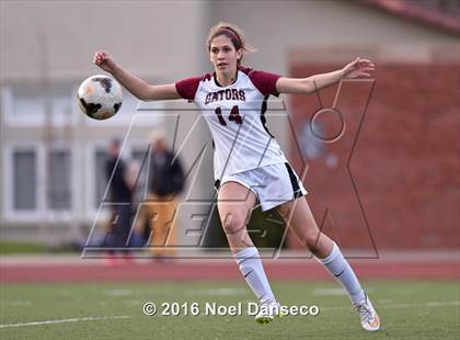 Thumbnail 2 in Sacred Heart Prep vs. Menlo School photogallery.