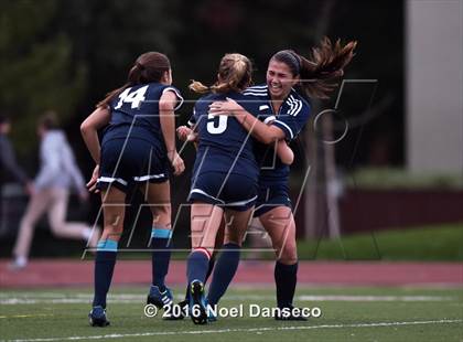 Thumbnail 3 in Sacred Heart Prep vs. Menlo School photogallery.