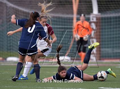 Thumbnail 2 in Sacred Heart Prep vs. Menlo School photogallery.