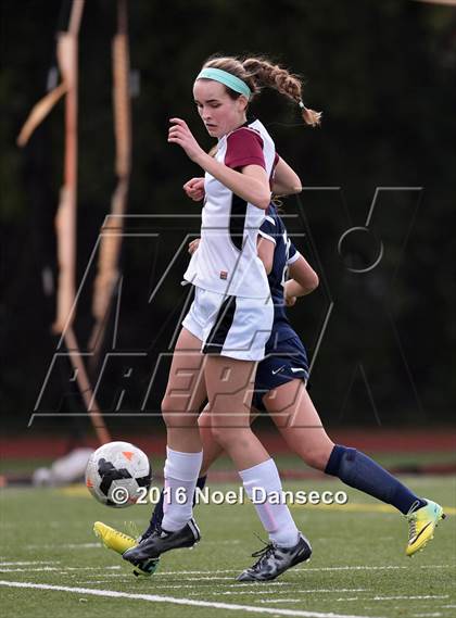 Thumbnail 3 in Sacred Heart Prep vs. Menlo School photogallery.