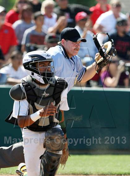 Thumbnail 2 in Oak Hills @ Ontario Christian (CIF SS Division 5 Semifinal) photogallery.