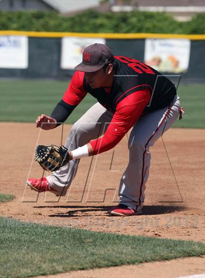 Thumbnail 3 in Oak Hills @ Ontario Christian (CIF SS Division 5 Semifinal) photogallery.