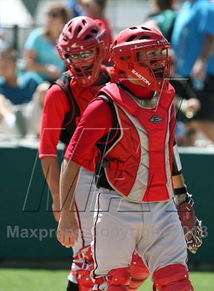 Thumbnail 2 in Oak Hills @ Ontario Christian (CIF SS Division 5 Semifinal) photogallery.