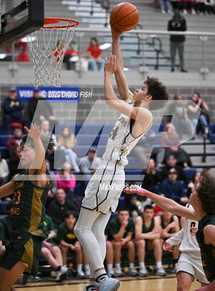 Thumbnail 3 in Borah vs Meridian (IHSAA 5A District III Quarterfinals) photogallery.
