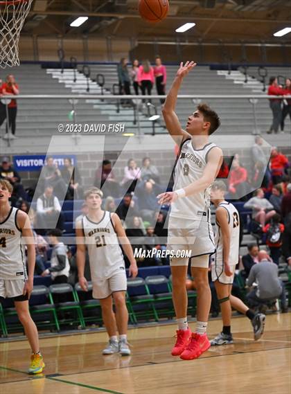 Thumbnail 2 in Borah vs Meridian (IHSAA 5A District III Quarterfinals) photogallery.