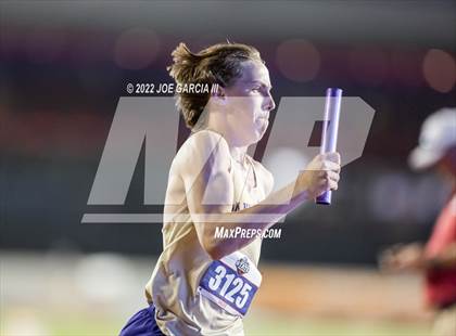 Thumbnail 1 in UIL 2A Boys State Track Meet photogallery.