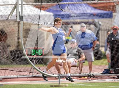 Thumbnail 3 in UIL 2A Boys State Track Meet photogallery.