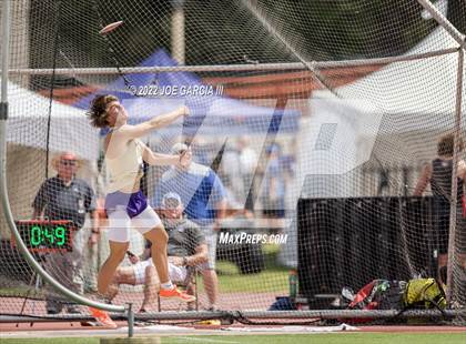 Thumbnail 2 in UIL 2A Boys State Track Meet photogallery.