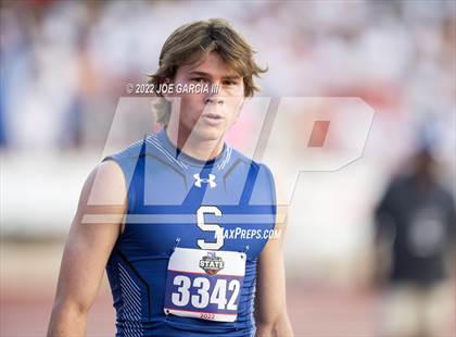 Thumbnail 3 in UIL 2A Boys State Track Meet photogallery.