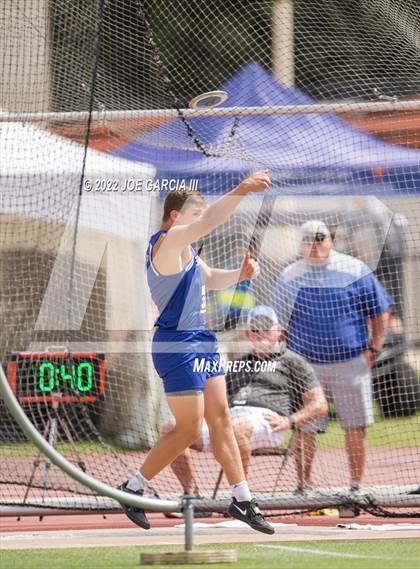 Thumbnail 1 in UIL 2A Boys State Track Meet photogallery.
