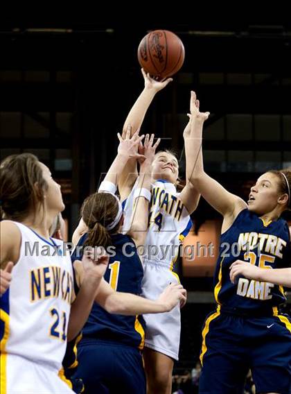 Thumbnail 2 in Notre Dame Academy vs. Newport Central Catholic (KHSAA Ninth Region Semifinal) photogallery.