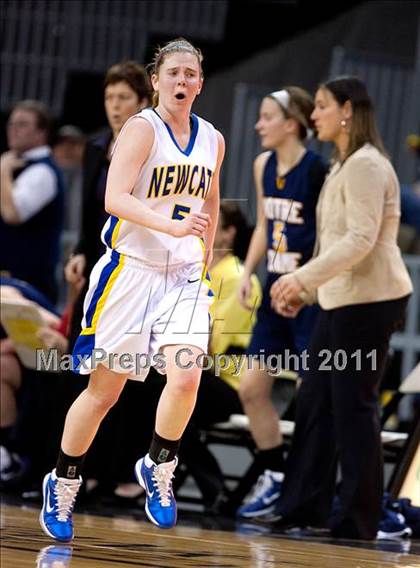 Thumbnail 2 in Notre Dame Academy vs. Newport Central Catholic (KHSAA Ninth Region Semifinal) photogallery.