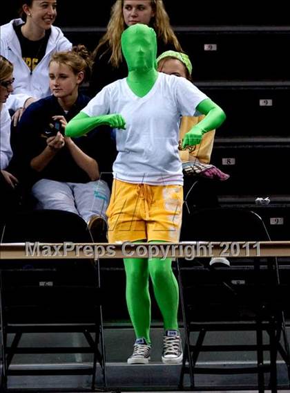 Thumbnail 1 in Notre Dame Academy vs. Newport Central Catholic (KHSAA Ninth Region Semifinal) photogallery.