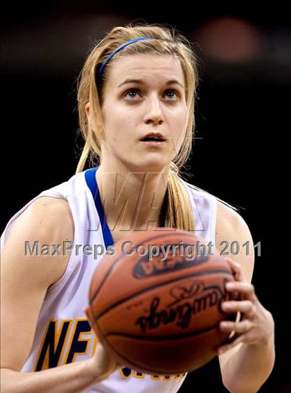 Thumbnail 3 in Notre Dame Academy vs. Newport Central Catholic (KHSAA Ninth Region Semifinal) photogallery.