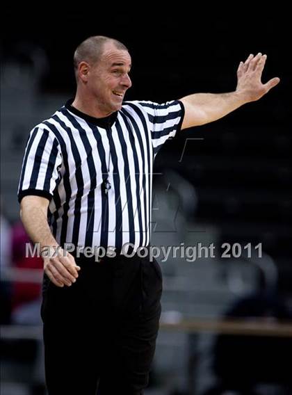 Thumbnail 2 in Notre Dame Academy vs. Newport Central Catholic (KHSAA Ninth Region Semifinal) photogallery.