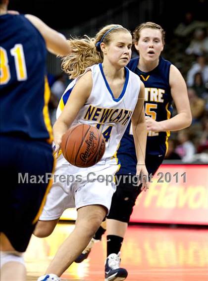 Thumbnail 3 in Notre Dame Academy vs. Newport Central Catholic (KHSAA Ninth Region Semifinal) photogallery.