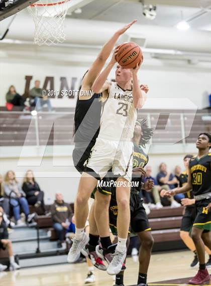 Thumbnail 2 in Monterey v Saint Francis (Joe Schram Holiday Tournament) photogallery.