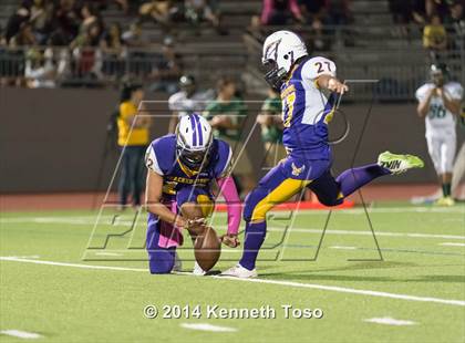 Thumbnail 1 in McCollum @ Brackenridge photogallery.