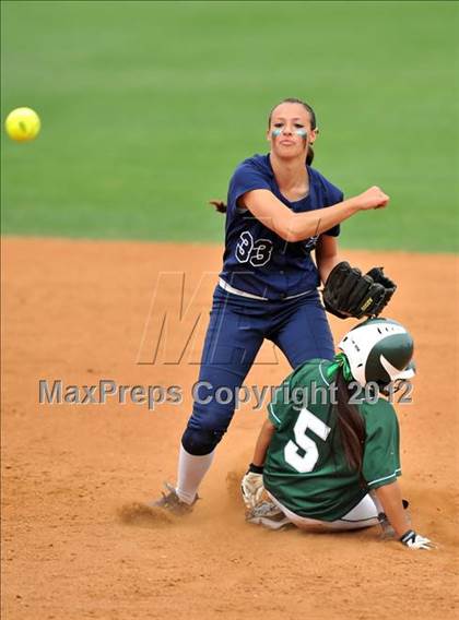 Thumbnail 3 in South vs. Chino Hills (CIF SS D3 Final) photogallery.