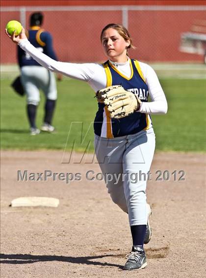 Thumbnail 1 in Shafter vs East (Mira Monte Invitational) photogallery.