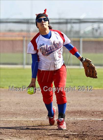 Thumbnail 3 in Shafter vs East (Mira Monte Invitational) photogallery.