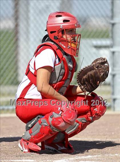 Thumbnail 3 in Shafter vs East (Mira Monte Invitational) photogallery.