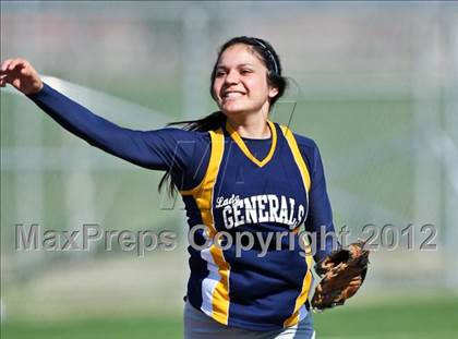 Thumbnail 2 in Shafter vs East (Mira Monte Invitational) photogallery.