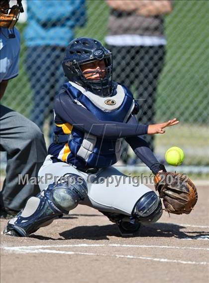 Thumbnail 3 in Shafter vs East (Mira Monte Invitational) photogallery.