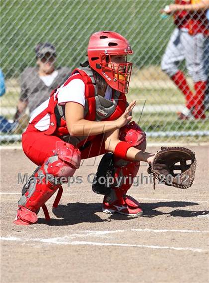 Thumbnail 2 in Shafter vs East (Mira Monte Invitational) photogallery.