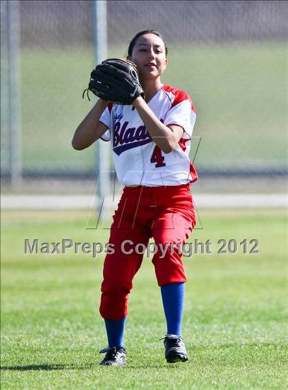 Thumbnail 1 in Shafter vs East (Mira Monte Invitational) photogallery.