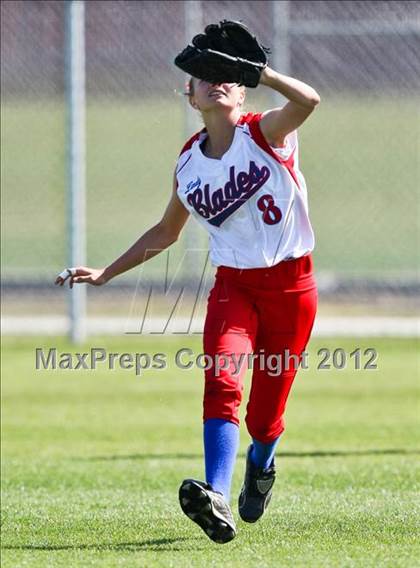 Thumbnail 3 in Shafter vs East (Mira Monte Invitational) photogallery.