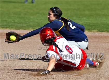 Thumbnail 3 in Shafter vs East (Mira Monte Invitational) photogallery.