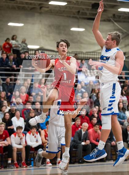 Thumbnail 2 in Regis Jesuit @ Highlands Ranch photogallery.