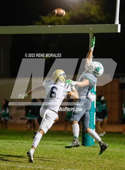 Thumbnail 2 in Franklin vs Eagle Rock photogallery.