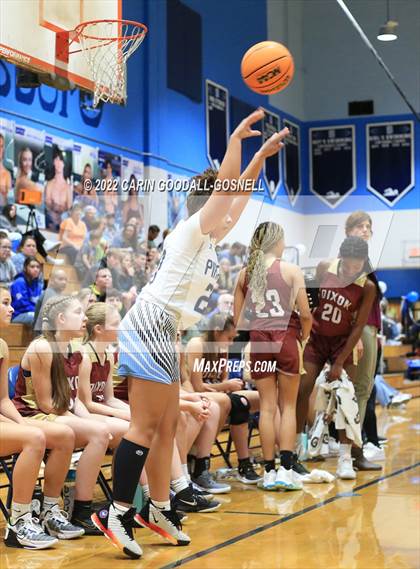 Thumbnail 1 in Dixon @ Swansboro photogallery.