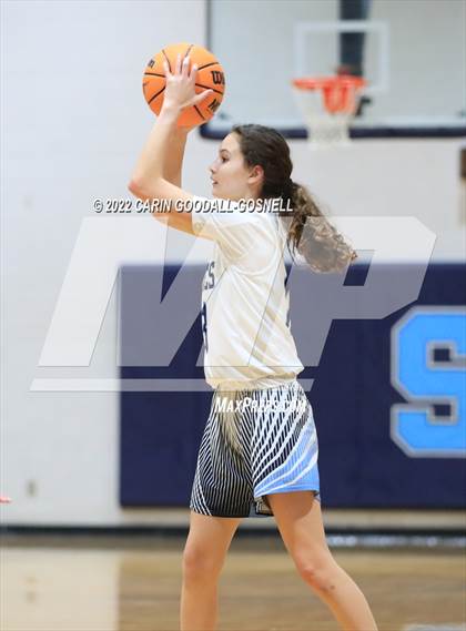 Thumbnail 1 in Dixon @ Swansboro photogallery.