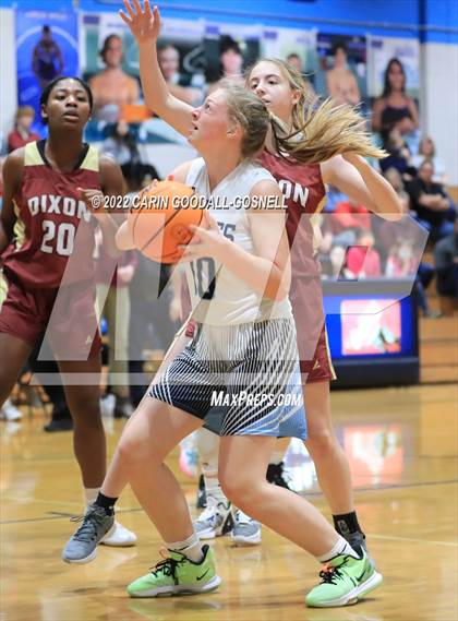 Thumbnail 1 in Dixon @ Swansboro photogallery.