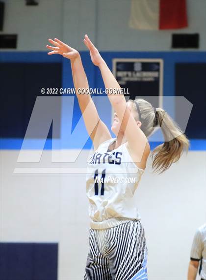 Thumbnail 3 in Dixon @ Swansboro photogallery.