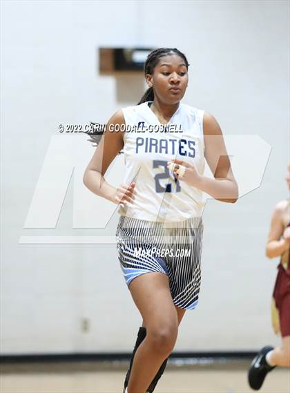 Thumbnail 1 in Dixon @ Swansboro photogallery.