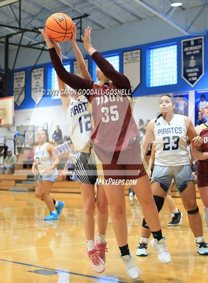 Thumbnail 3 in Dixon @ Swansboro photogallery.