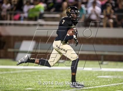 Thumbnail 1 in Grand Prairie @ Mansfield photogallery.