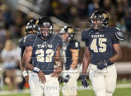 Thumbnail 3 in Grand Prairie @ Mansfield photogallery.