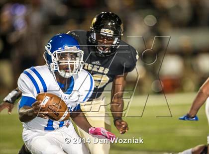 Thumbnail 3 in Grand Prairie @ Mansfield photogallery.