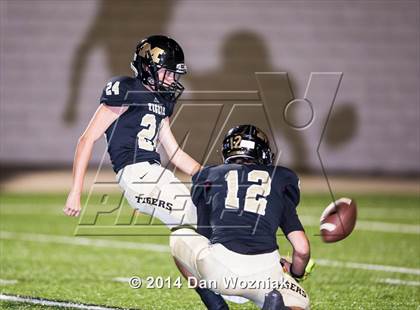 Thumbnail 2 in Grand Prairie @ Mansfield photogallery.