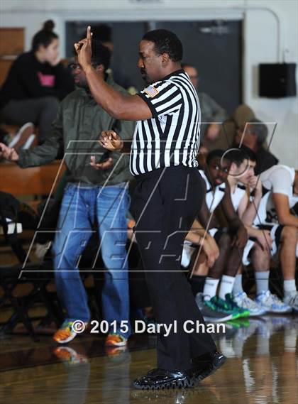 Thumbnail 3 in Ribet Academy vs. Glendale (La Canada Holiday Tournament) photogallery.