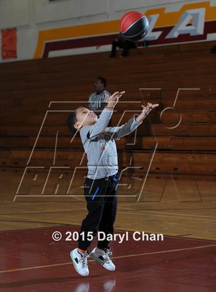 Thumbnail 2 in Ribet Academy vs. Glendale (La Canada Holiday Tournament) photogallery.