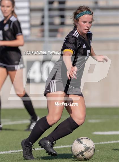 Thumbnail 3 in Burke vs. Lincoln Southwest (NSAA 1A District Playoff) photogallery.