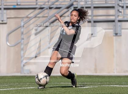 Thumbnail 3 in Burke vs. Lincoln Southwest (NSAA 1A District Playoff) photogallery.