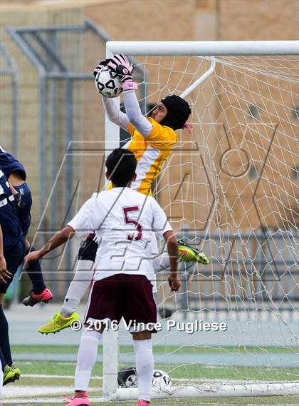 Thumbnail 3 in Fremont vs. South East (CIF LACS D2 Final) photogallery.